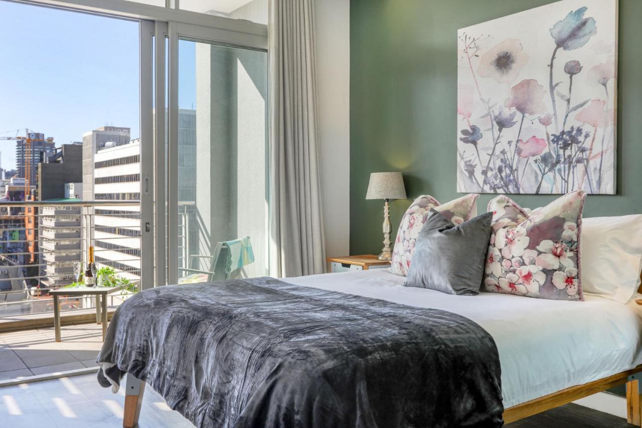 Backup-Powered Colourfull City Balcony Apartment Cape Town Exterior foto