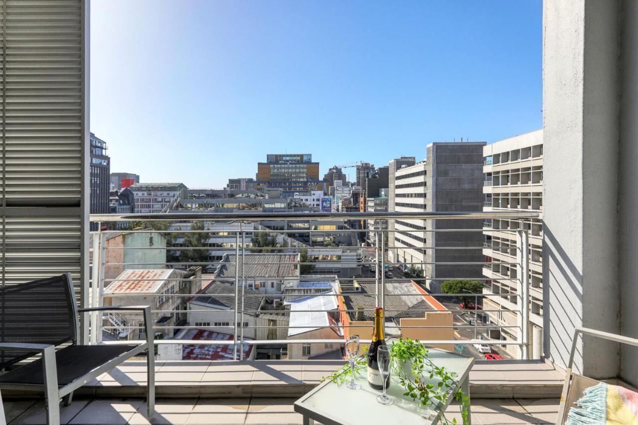Backup-Powered Colourfull City Balcony Apartment Cape Town Exterior foto