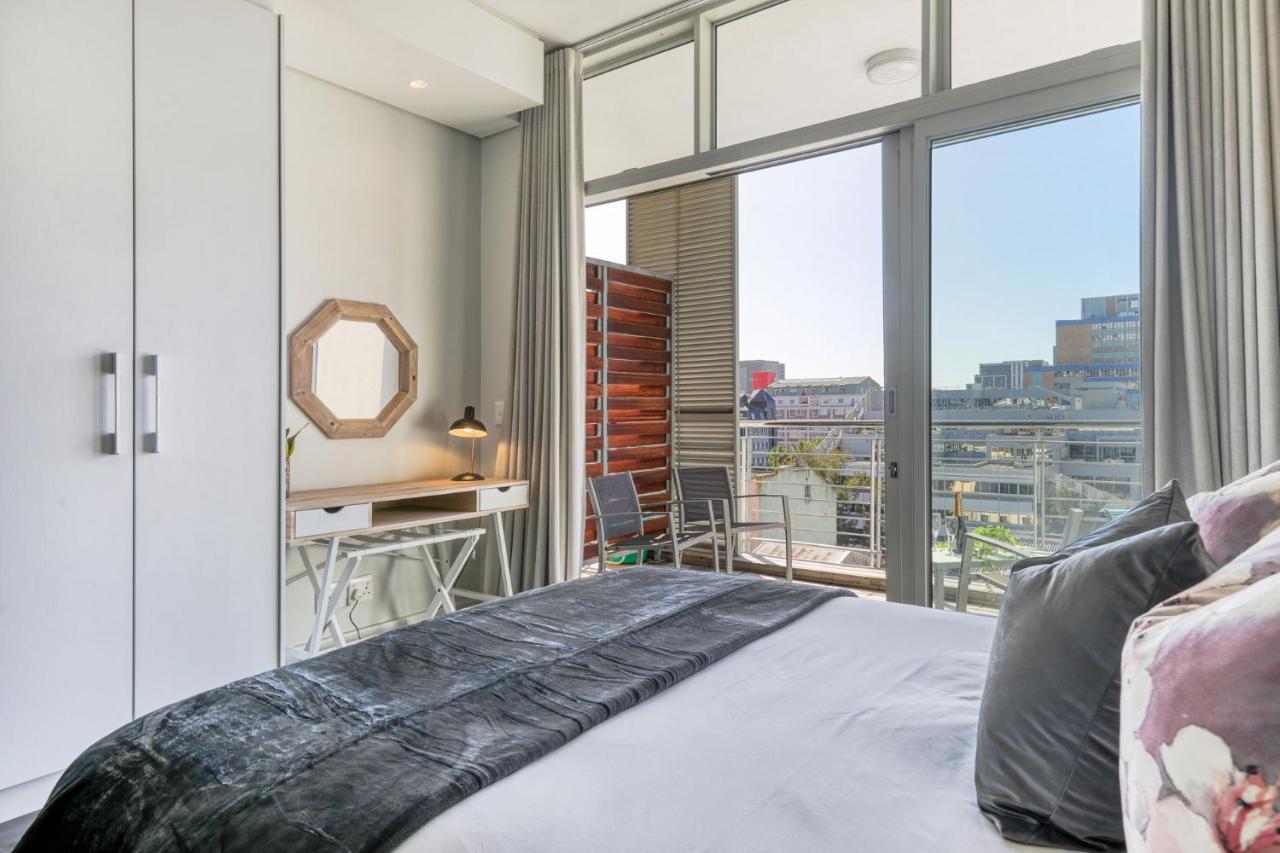 Backup-Powered Colourfull City Balcony Apartment Cape Town Exterior foto