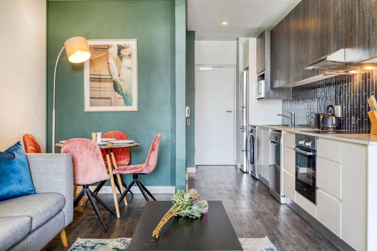 Backup-Powered Colourfull City Balcony Apartment Cape Town Exterior foto