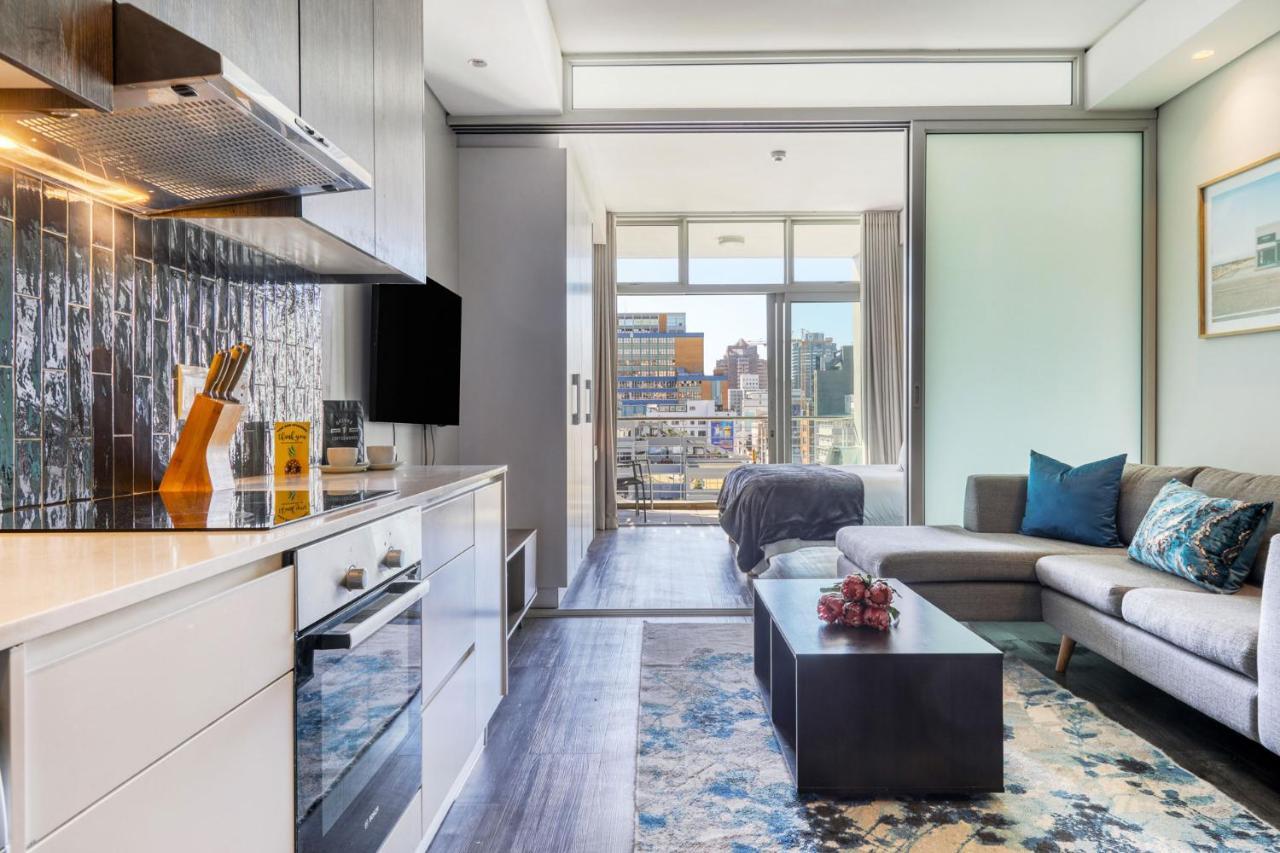 Backup-Powered Colourfull City Balcony Apartment Cape Town Exterior foto