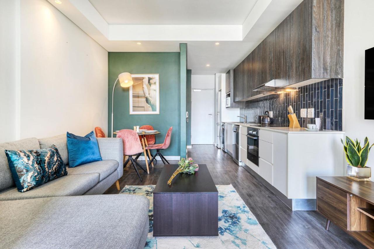 Backup-Powered Colourfull City Balcony Apartment Cape Town Exterior foto